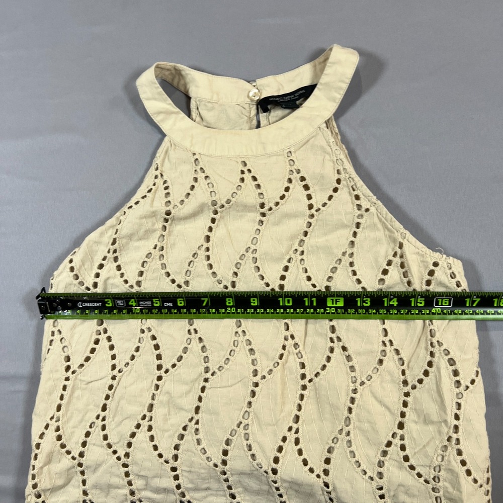 Marc New York Crop Halter Top Womens Medium Beige Eyelet Embroidery Keyhole Back - Picture 6 of 8